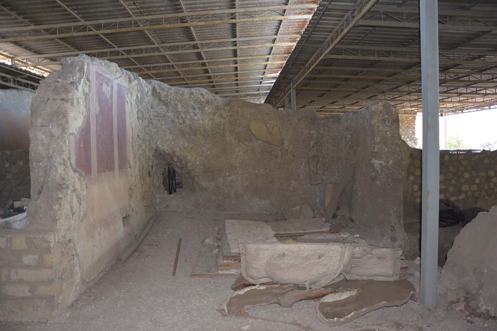 VI.17.41 Pompeii. September 2019. Looking south into south ala.
Foto Annette Haug, ERC Grant 681269 D�COR.
