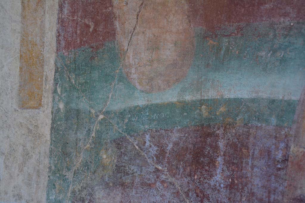VI.17.41 Pompeii. September 2019. Detail from centre of east wall of exedra 18.
Foto Annette Haug, ERC Grant 681269 D�COR.

