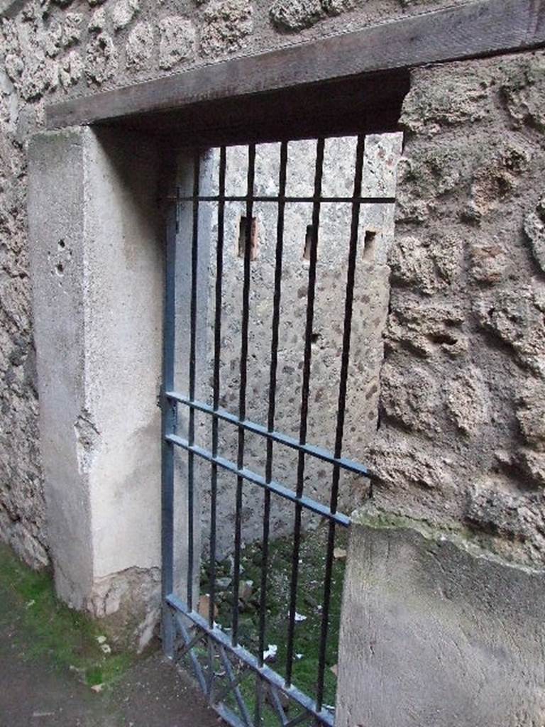 VII.1.8 Pompeii. December 2006. Room S, on south side of corridor J.