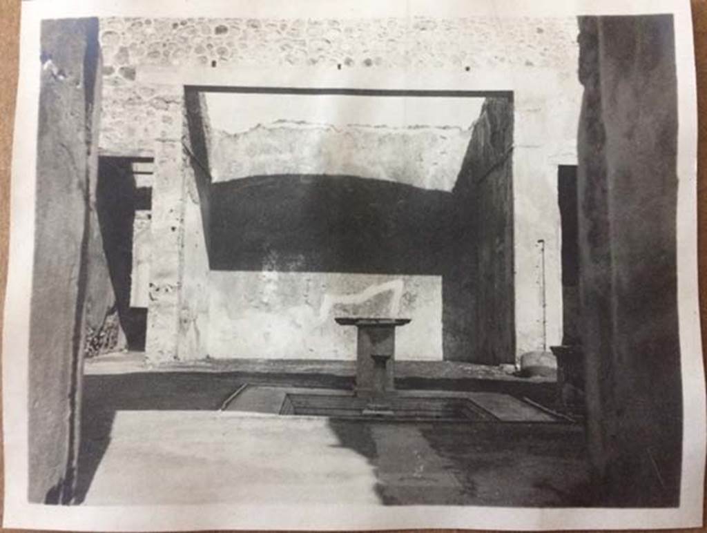 VII.1.47 Pompeii. August 27, 1904. Looking east across atrium towards tablinum, from entrance corridor.  Photo courtesy of Rick Bauer.
