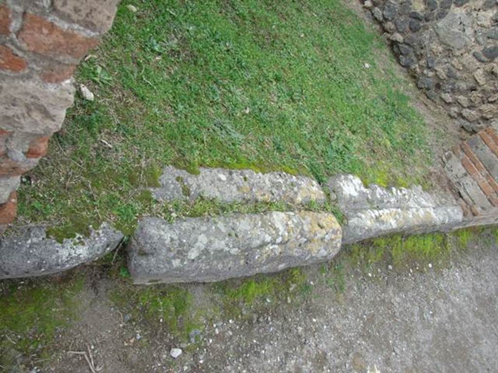 VII.2.4 Pompeii. December 2007. Threshold or sill.