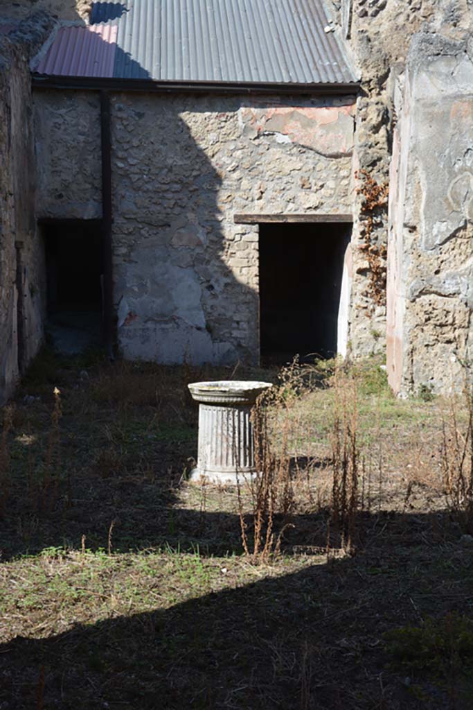 VII.3.29 Pompeii. October 2019. Looking north across atrium.
Foto Annette Haug, ERC Grant 681269 D�COR.
