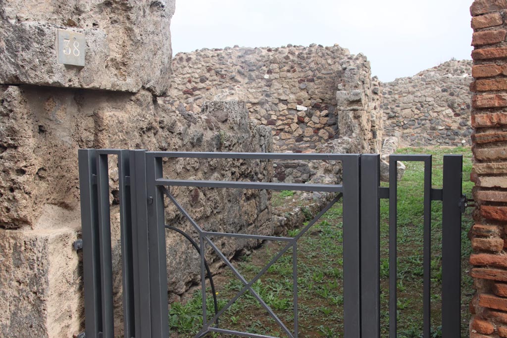 VII.3.38 Pompeii. October 2023. Looking east from entrance doorway. Photo courtesy of Klaus Heese.