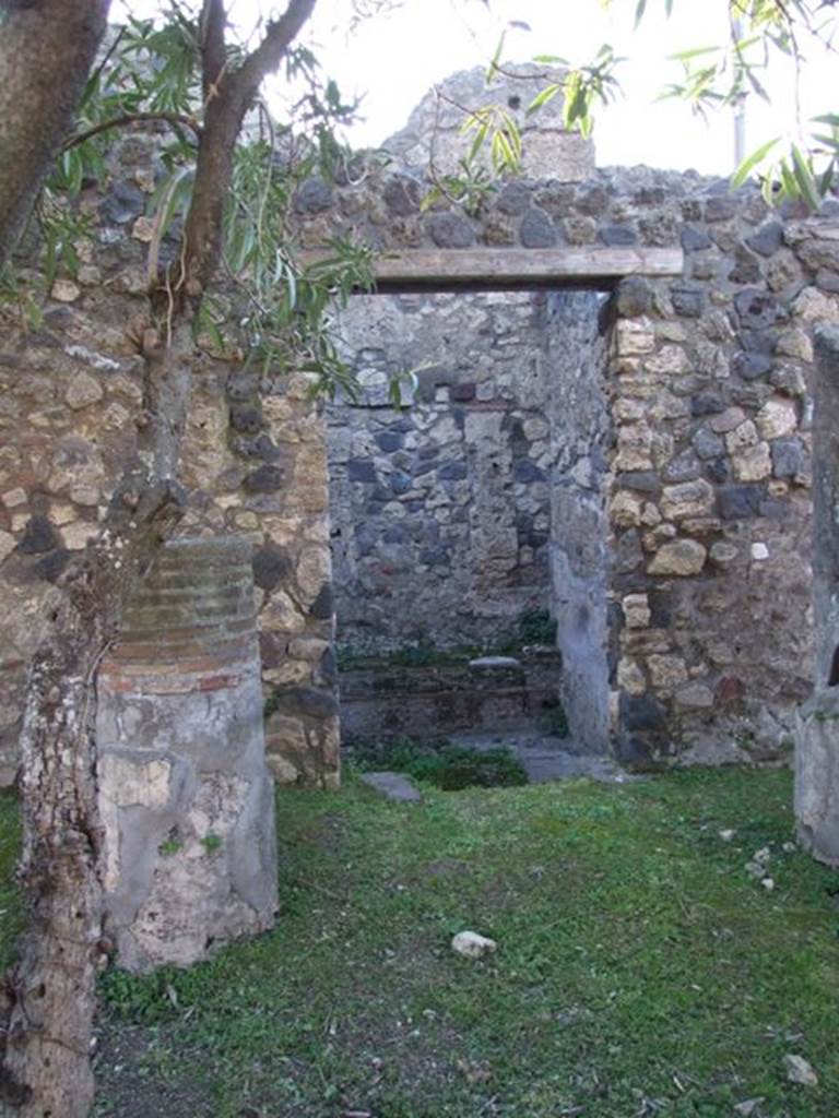 VII.4.31 Pompeii.  March 2009.  Doorway to Room 43.