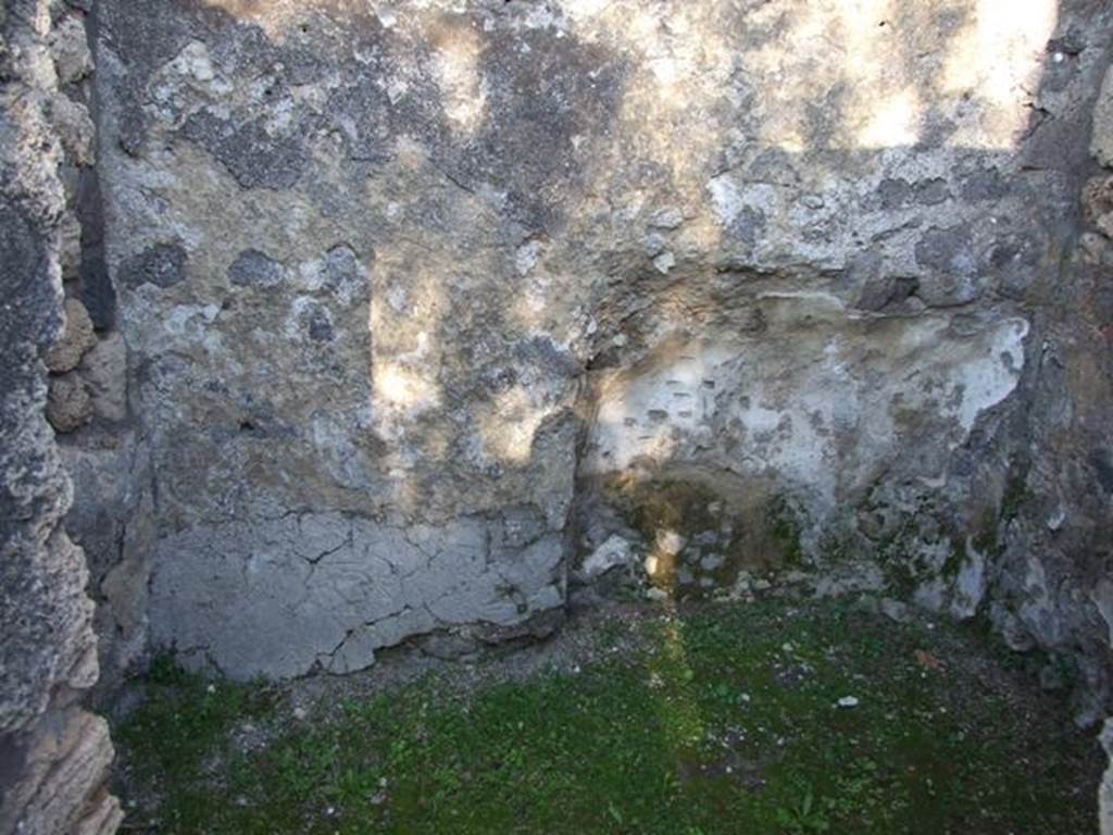 VII.4.31 Pompeii.  March 2009.  Room 46.  Recess in East wall.