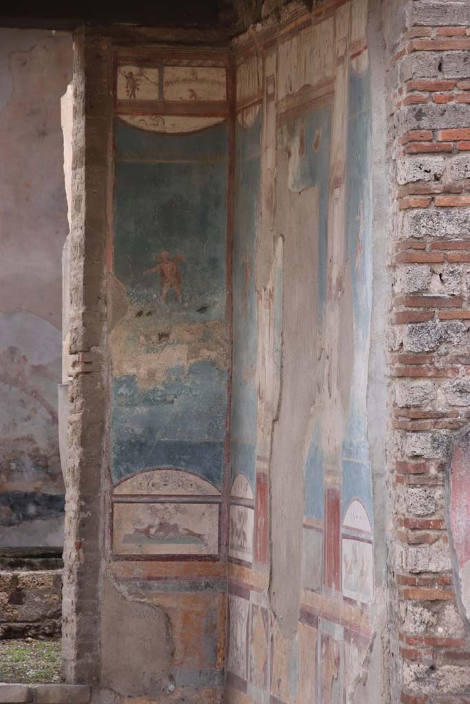 VII.4.48 Pompeii. October 2020. Room 11, south-west corner of tablinum. Photo courtesy of Klaus Heese.

