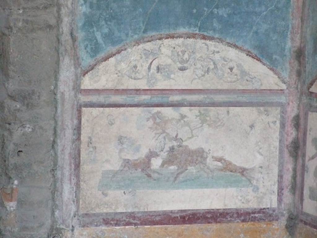 VII.4.48 Pompeii. December 2007.  Room 11.  Detail from South wall of Tablinum.