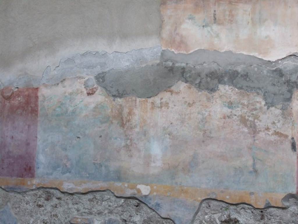 VII.4.48 Pompeii. December 2007. Peristyle. West wall.