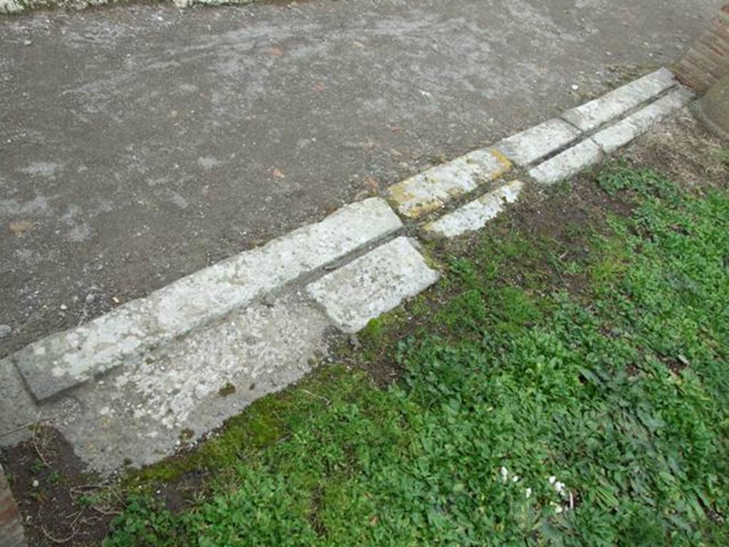 VII.4.55 Pompeii. March 2009. Threshold or sill.