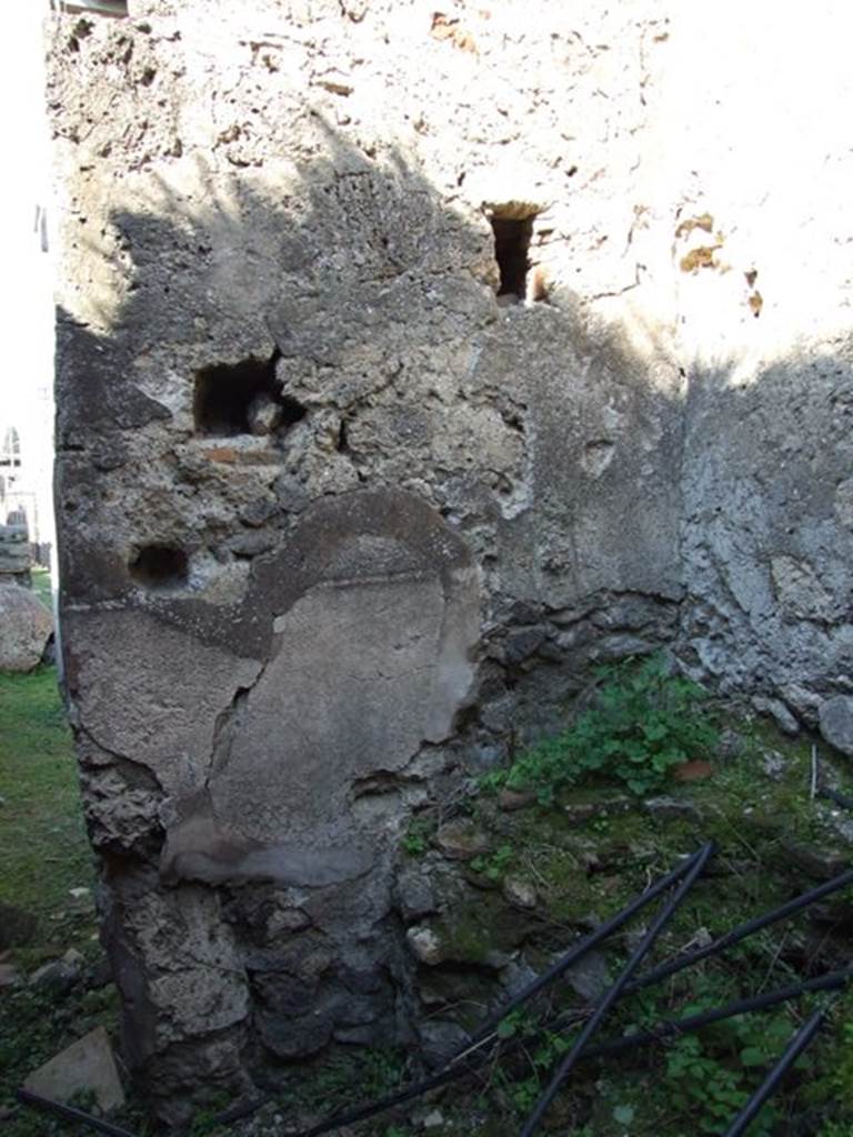 VII.4.56 Pompeii.  March 2009.  Room 10.  Kitchen. North wall.