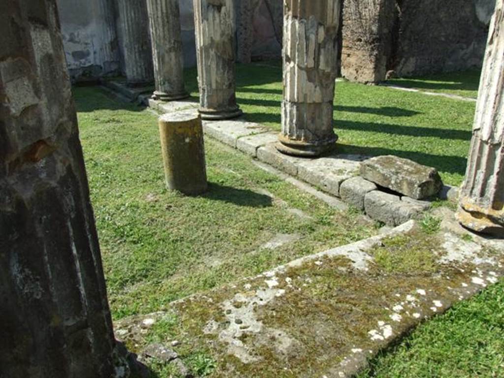VII.4.57. Pompeii. March 2009. North east corner of Peristyle.