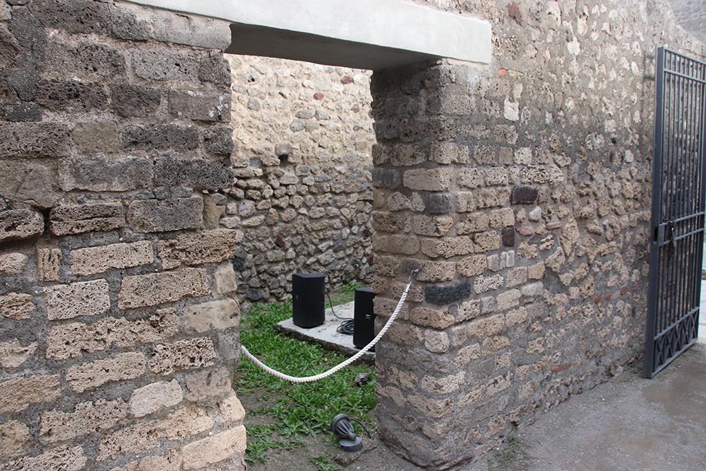 VII.7.2 Pompeii. October 2024. Doorway into room “c”. Photo courtesy of Klaus Heese.