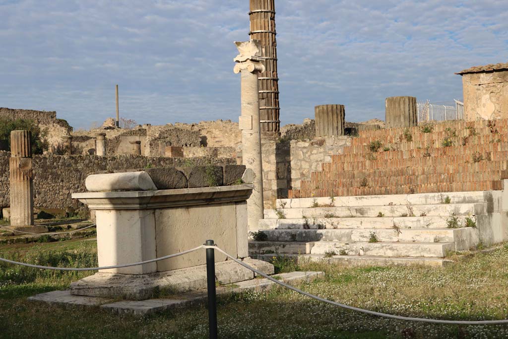 VII.7.32, Pompeii. December 2018. Looking north-west from east side. Photo courtesy of Aude Durand.