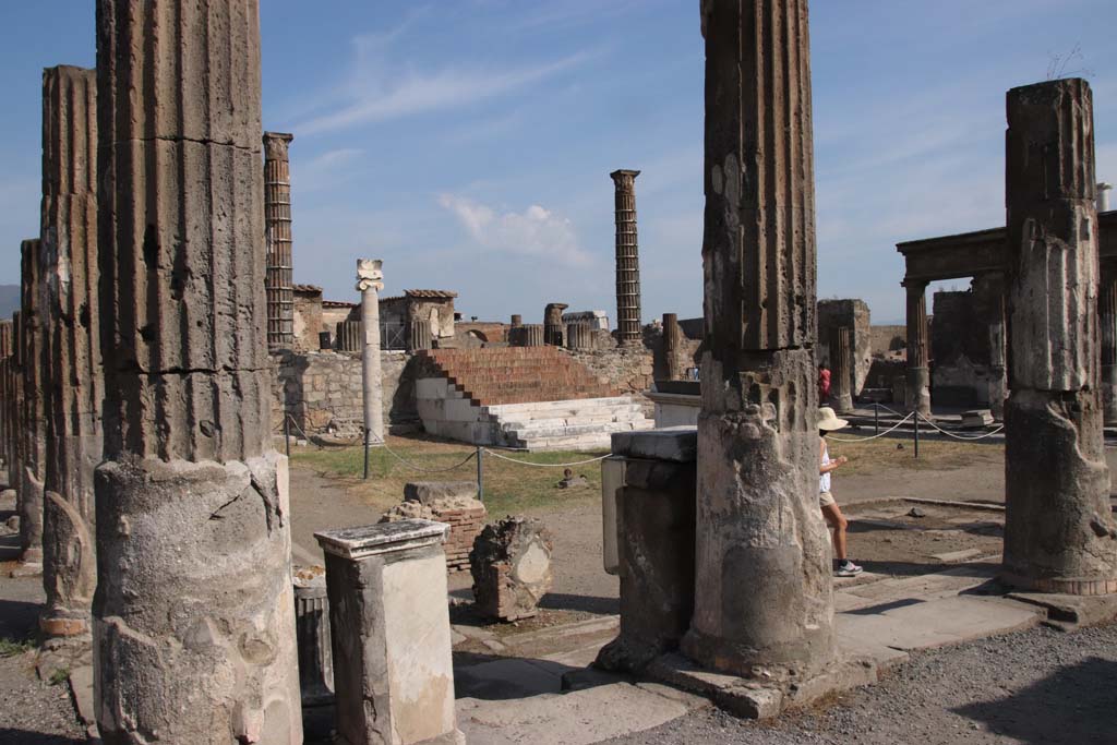 VII.7.32 Pompeii. September 2021. Looking north-east from south-west corner. Photo courtesy of Klaus Heese.

