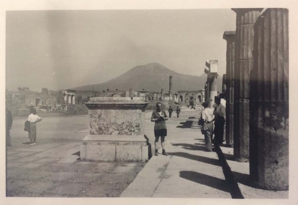 VII.8 Pompeii Forum. 1954. Looking north across forum from south-east corner. Photo courtesy of Rick Bauer. 