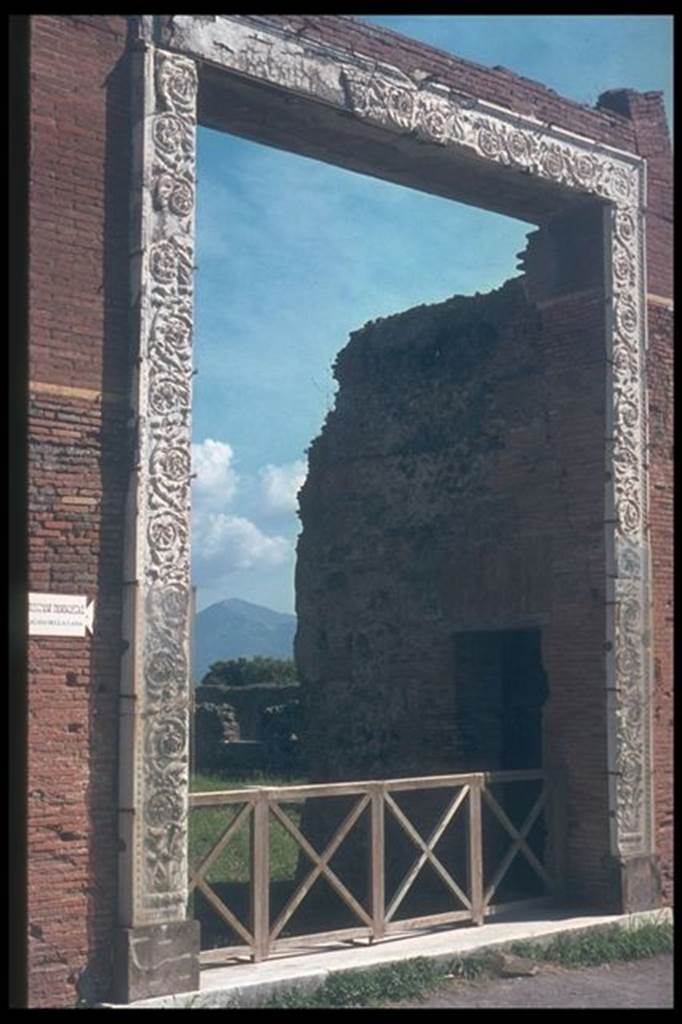 VII.9.1 Pompeii. Portico 1. Entrance 6. Photographed 1970-79 by G�nther Einhorn, picture courtesy of his son Ralf Einhorn.