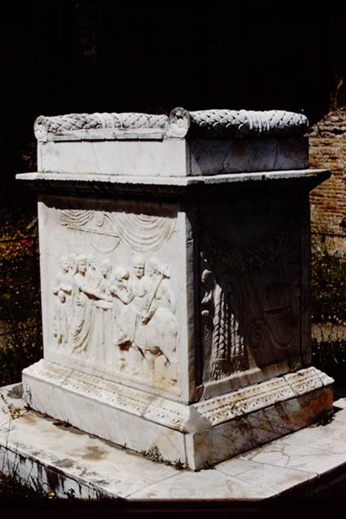 VII.9.2 Pompeii. 1961.Looking towards west side of altar. Photo by Stanley A. Jashemski.
Source: The Wilhelmina and Stanley A. Jashemski archive in the University of Maryland Library, Special Collections (See collection page) and made available under the Creative Commons Attribution-Non Commercial License v.4. See Licence and use details.
J61f0272
