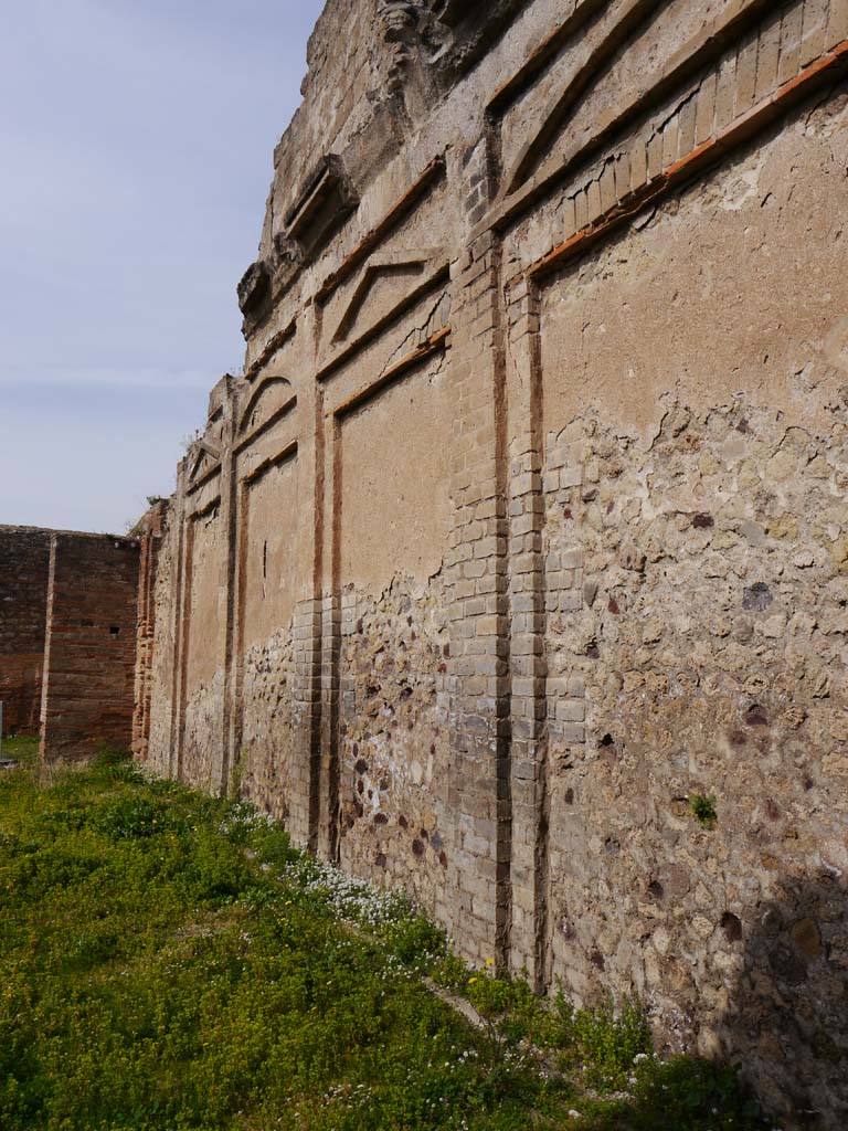 VII.9.2, Pompeii. March 2019. Looking west along north wall.
Foto Anne Kleineberg, ERC Grant 681269 DÉCOR.
