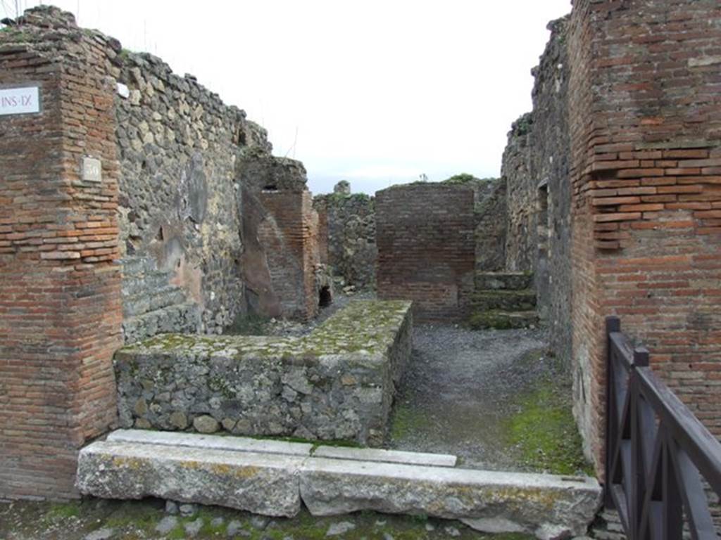 VII.9.30 Pompeii. March 2009. Looking south towards entrance doorway.