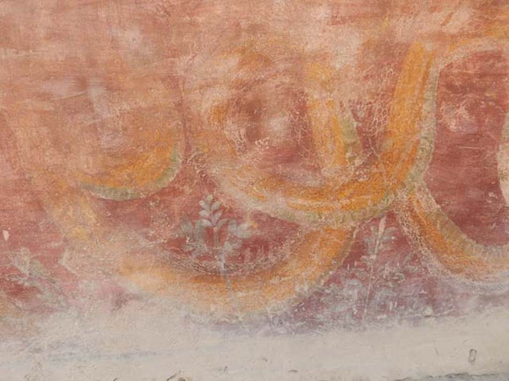 VII.11.13 Pompeii. May 2016. Painted serpents� coils on street shrine. Photo courtesy of Buzz Ferebee.