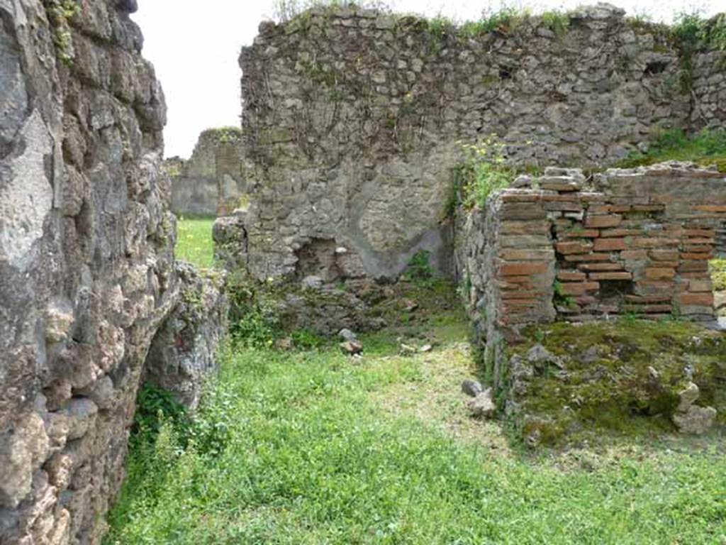 VII.12.1 Pompeii. May 2010. Area on east side of the oven.
