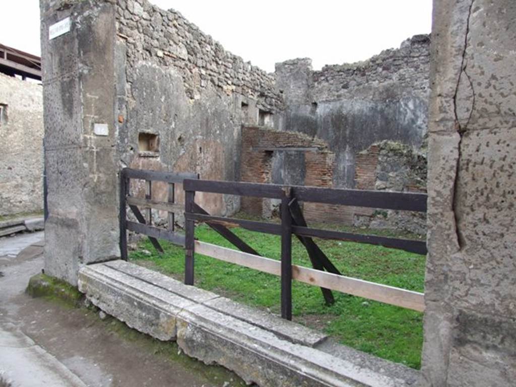 VII.12.14 Pompeii.  December 2007.  Entrance.