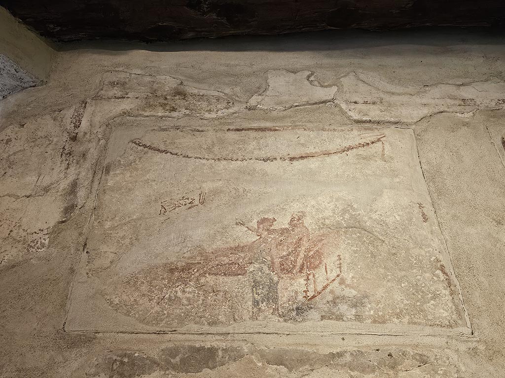 VI.12.18 Pompeii. November 2024. Frieze above a doorway with an erotic wall painting. Photo courtesy of Annette Haug.