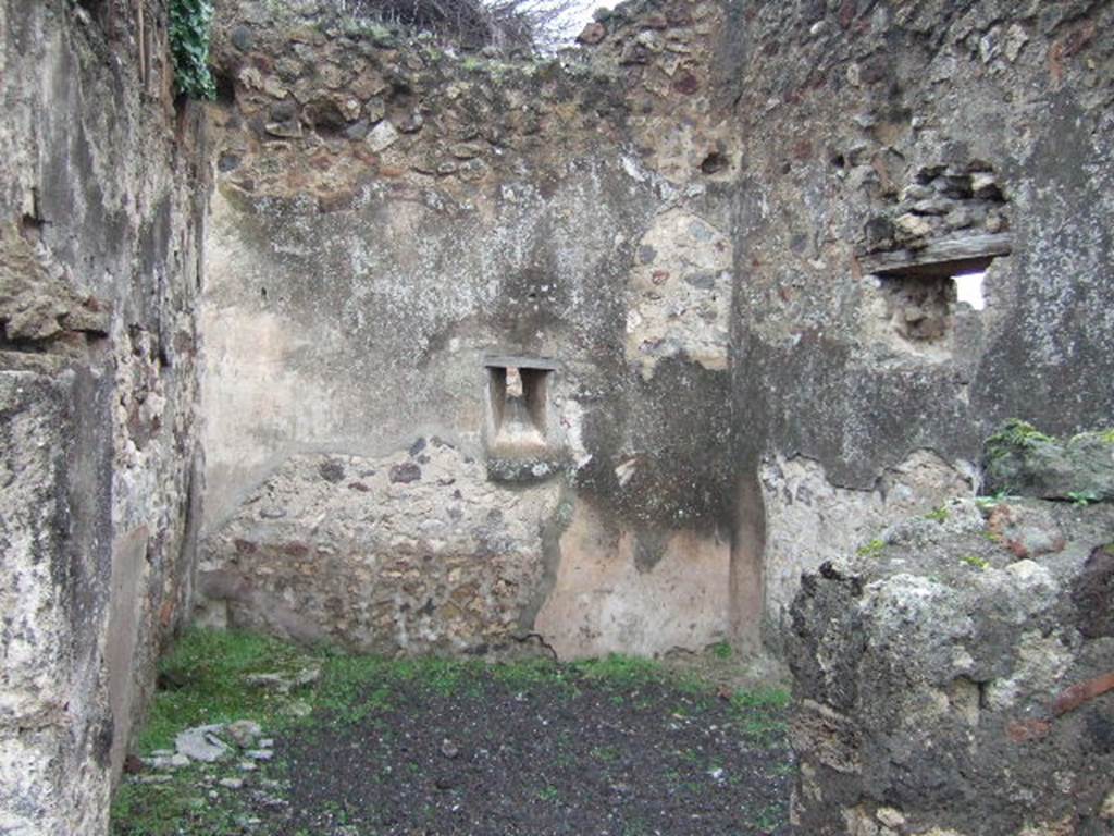 VII.13.8 Pompeii. December 2005. Room on east side of tablinum.