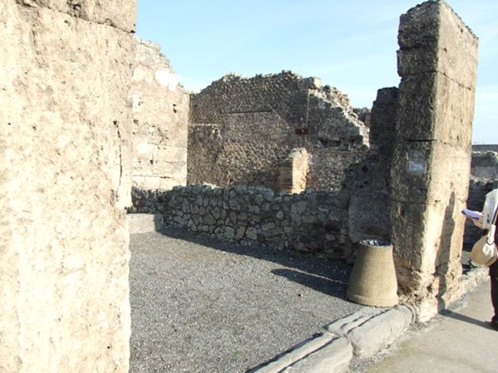 VII.14.2 Pompeii. December 2007. Looking east towards entrance doorway.