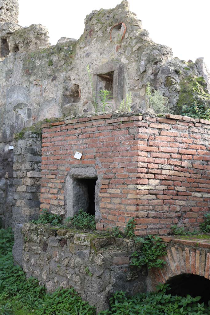 VII.14.5, Pompeii. December 2018. 
Room 18, looking towards east end of south wall. Photo courtesy of Aude Durand.
