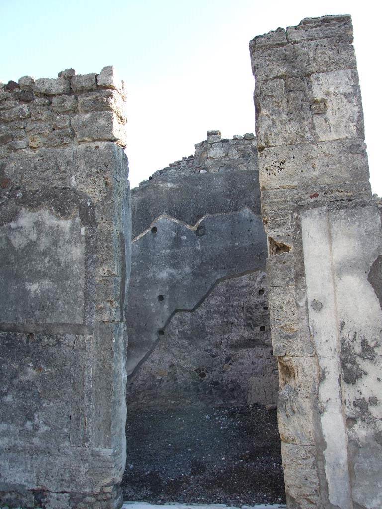 VII.15.2 Pompeii. December 2007. Doorway to room on east side of entrance corridor/fauces.