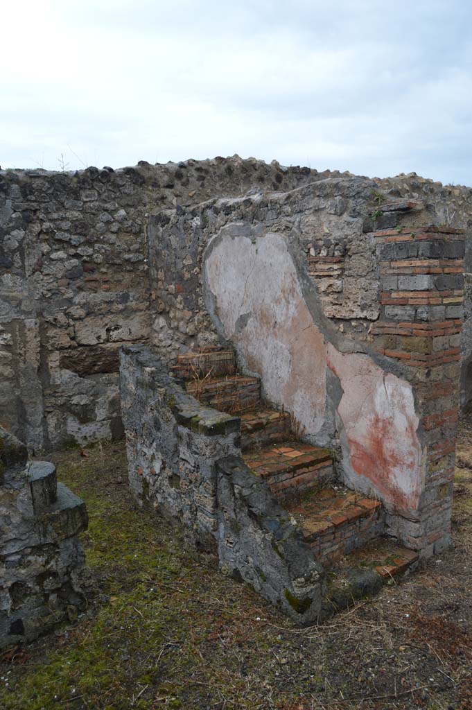 VII.15.12 Pompeii. March 2018. Looking north-west in garden area towards steps to upper floor.
Foto Taylor Lauritsen, ERC Grant 681269 D�COR.
