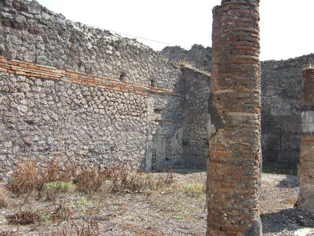 VII.15.13 Pompeii. December 2007. East side of atrium, looking south.
