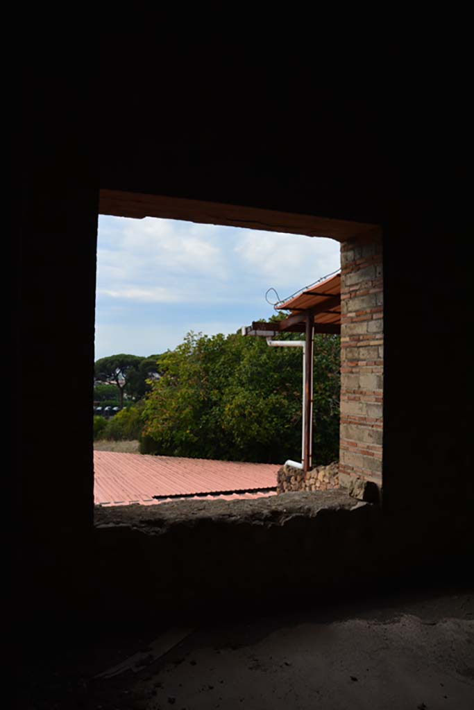VII.16.22 Pompeii. October 2018 Room 44, looking towards west wall with window.
Foto Annette Haug, ERC Grant 681269 D�COR.
