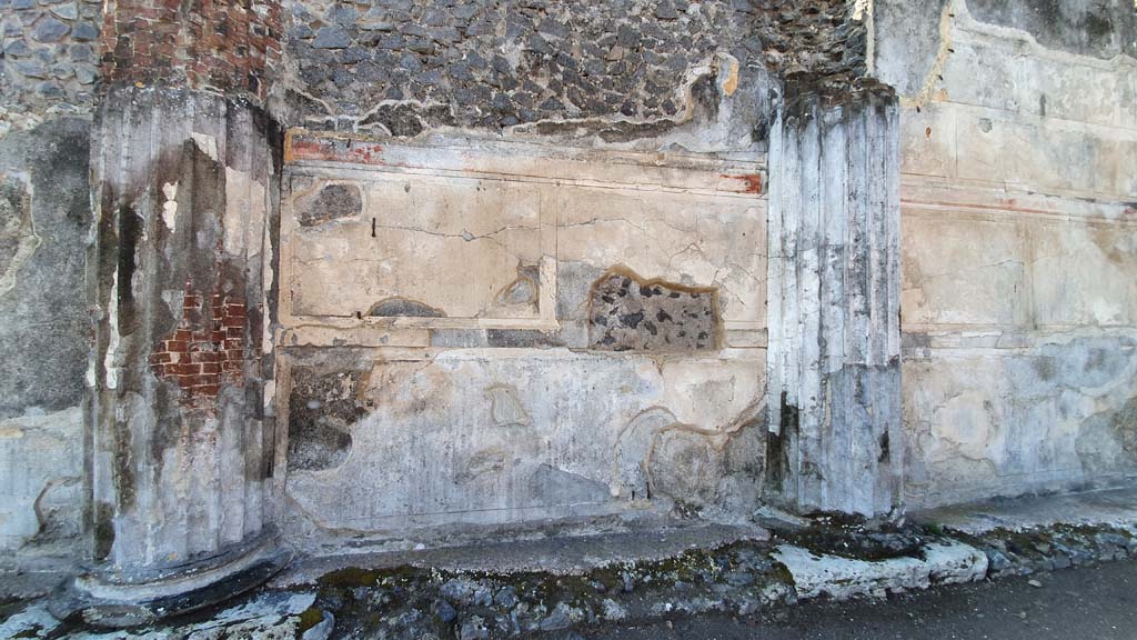 VIII.1.1 Pompeii. July 2021. Looking towards south wall. 
Foto Annette Haug, ERC Grant 681269 DÉCOR.
