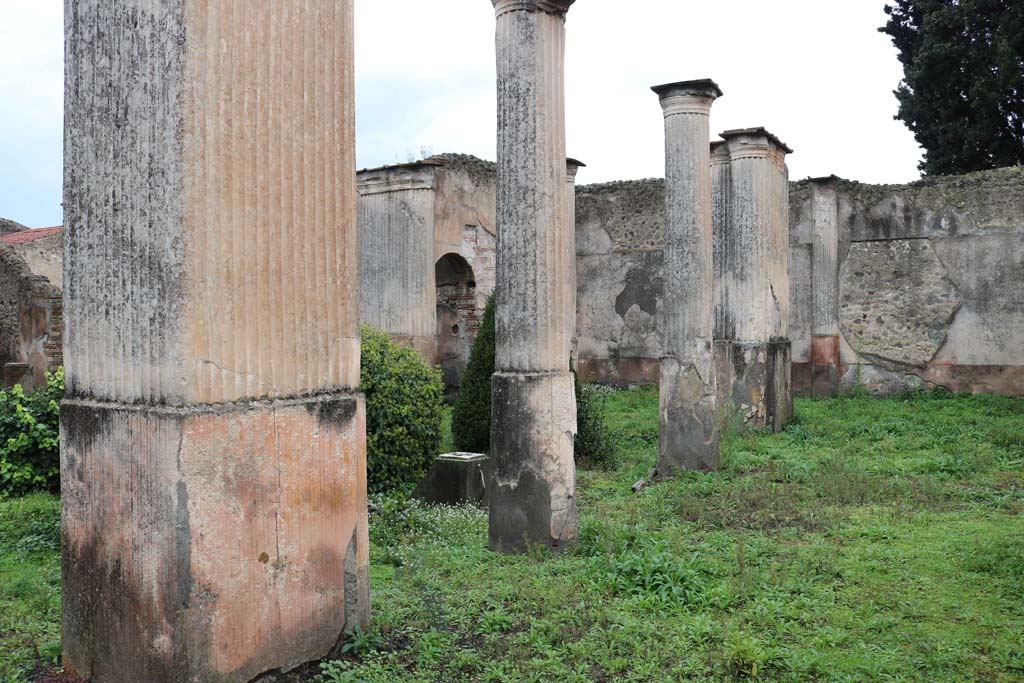 VIII.4.4 Pompeii. December 2018. 
Area 13, looking east from south-west corner along south portico. Photo courtesy of Aude Durand.
