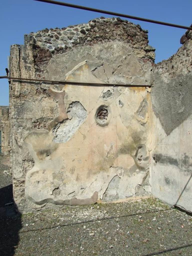 VIII.4.15 Pompeii. March 2009. Room 5, north wall of oecus.