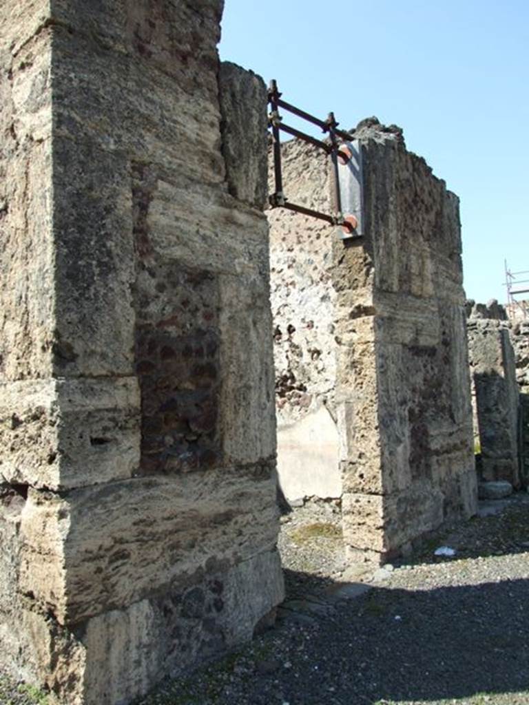 VIII.4.15 Pompeii.  March 2009. Doorway to room 9, cubiculum.