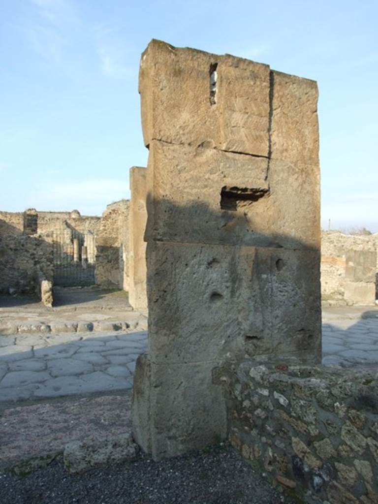 VIII.5.3 Pompeii. December 2007. Rear of east side entrance pillar. Looking north towards Via dell�Abbondanza.

