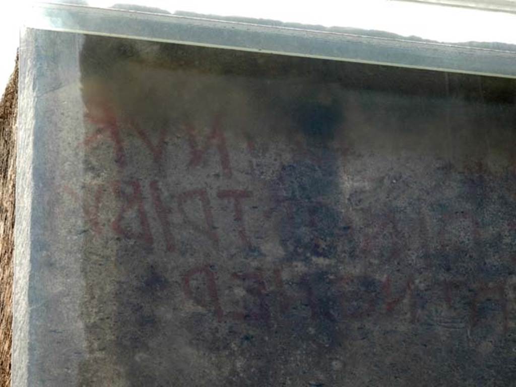 VIII.5.19 Pompeii, May 2017.  Detail of east part of �Eituns� on west pilaster between VIII.5.19 and VIII.5.20.  Photo courtesy of Buzz Ferebee.
