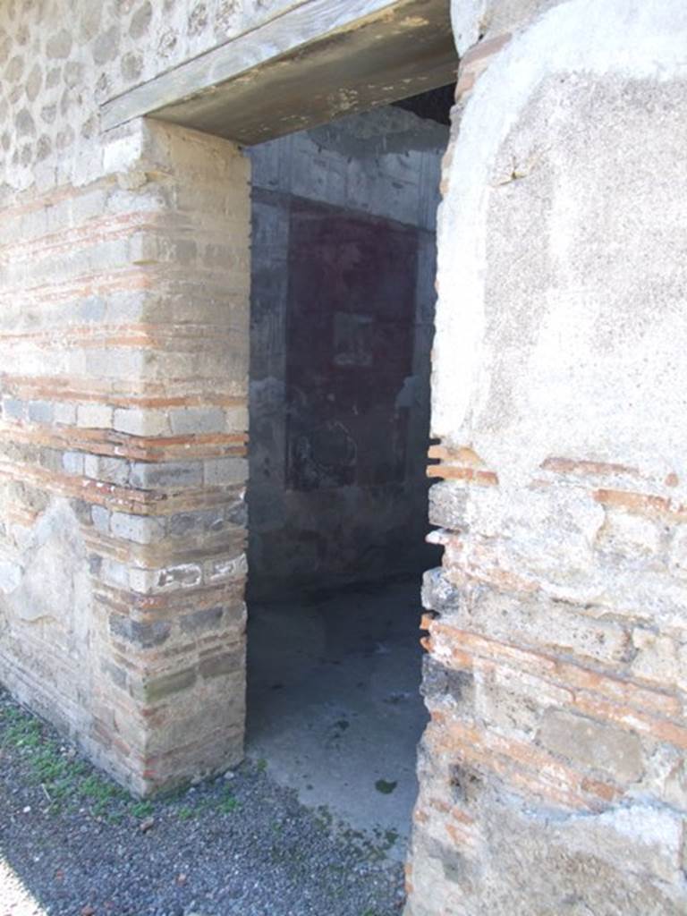 VIII.5.37 Pompeii. March 2009. Doorway to Room 13, Oecus.