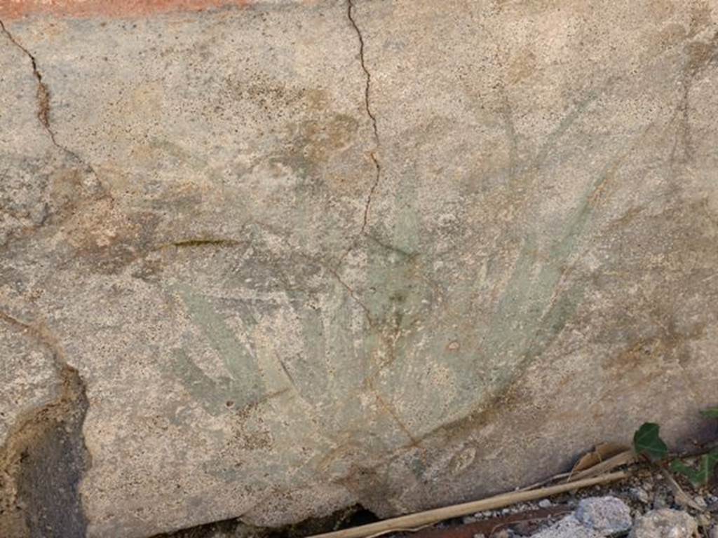 VIII.5.39 Pompeii. March 2009. Room 8, Painted plant decoration.