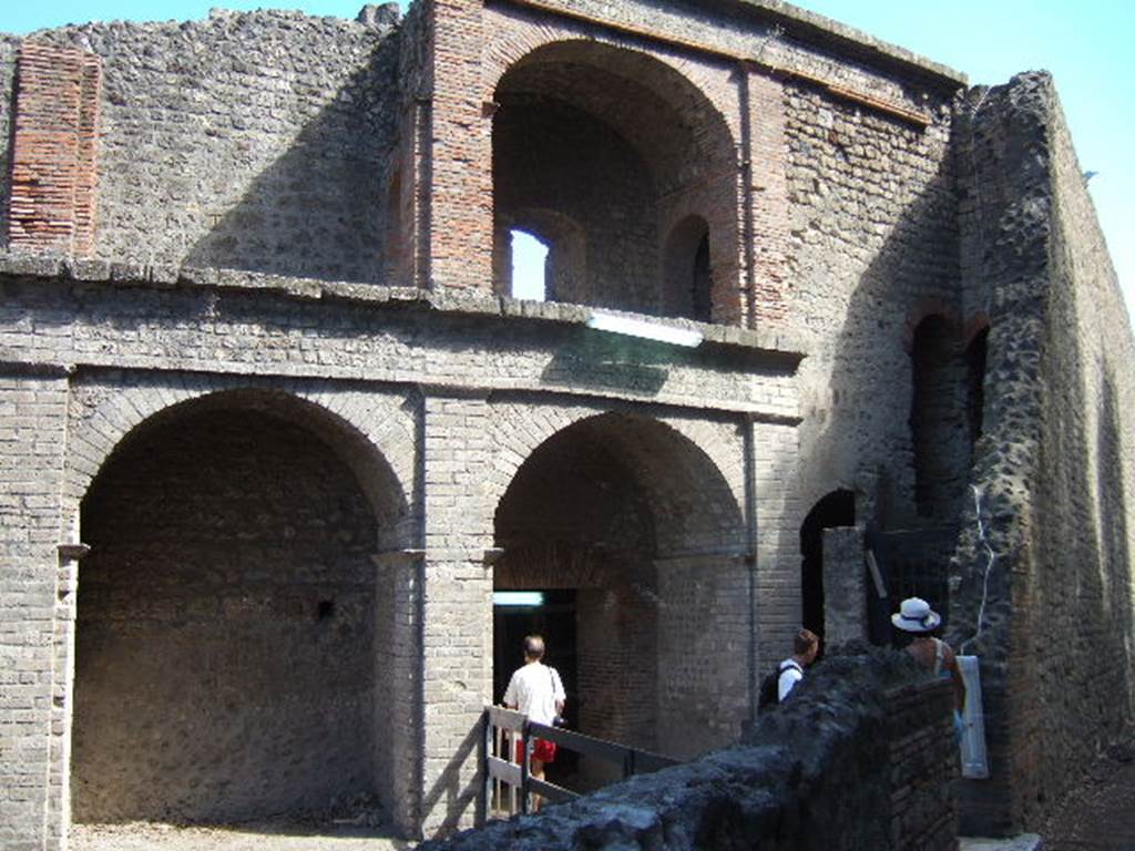 VIII.7.21 Pompeii. September 2005. Entrance to the Large Theatre from the Triangular Forum.