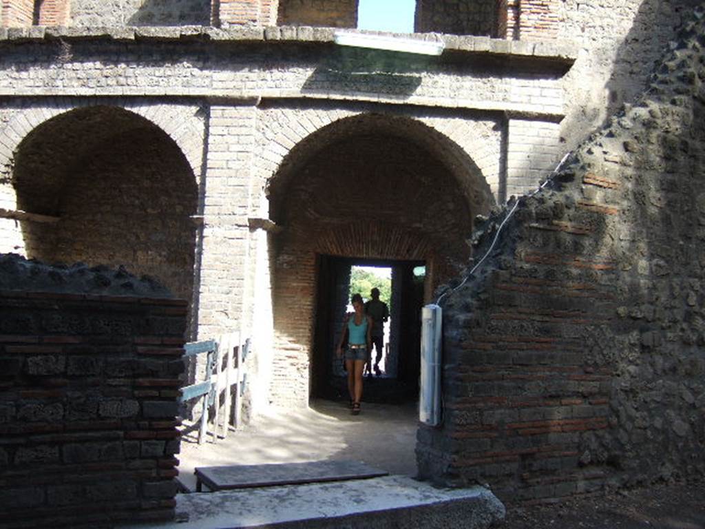VIII.7.21 Pompeii. September 2005. Entrance from Triangular Forum.