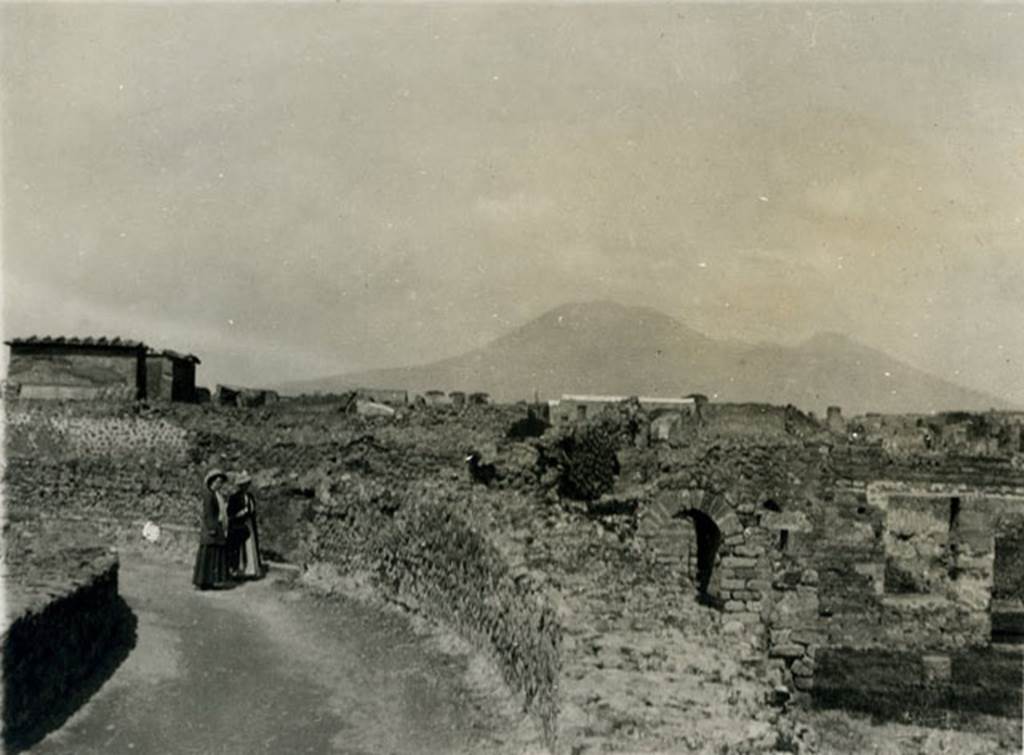 80726 Baker 2010030401__2womenontheatrecrypta