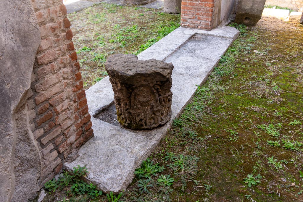 VIII.7.28 Pompeii. October 2023. Looking south along doorway threshold, from interior of cella. Photo courtesy of Johannes Eber.