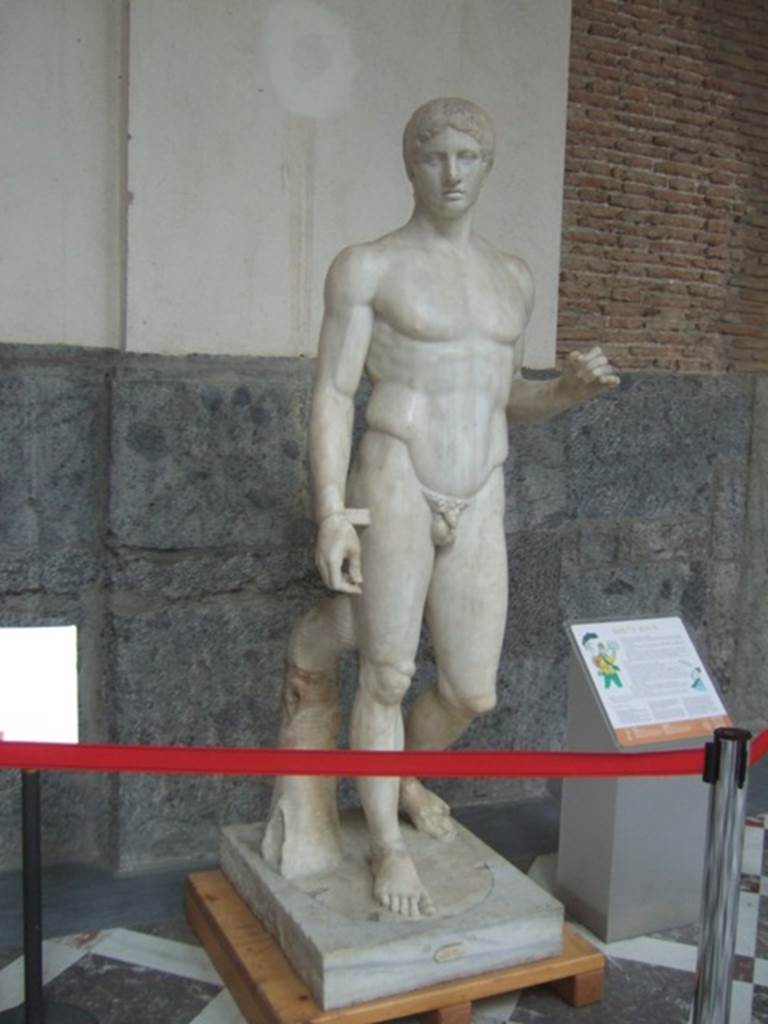 VIII.7.29 Pompeii.    Found at the foot of one of the columns on the south side. Statue of the doryphorus of Policletus or Polyclitus.  See Mau, A., 1907, translated by Kelsey F. W. Pompeii: Its Life and Art. New York: Macmillan. (p.166-7).   Now in Naples Archaeological Museum. Inventory number 6011.