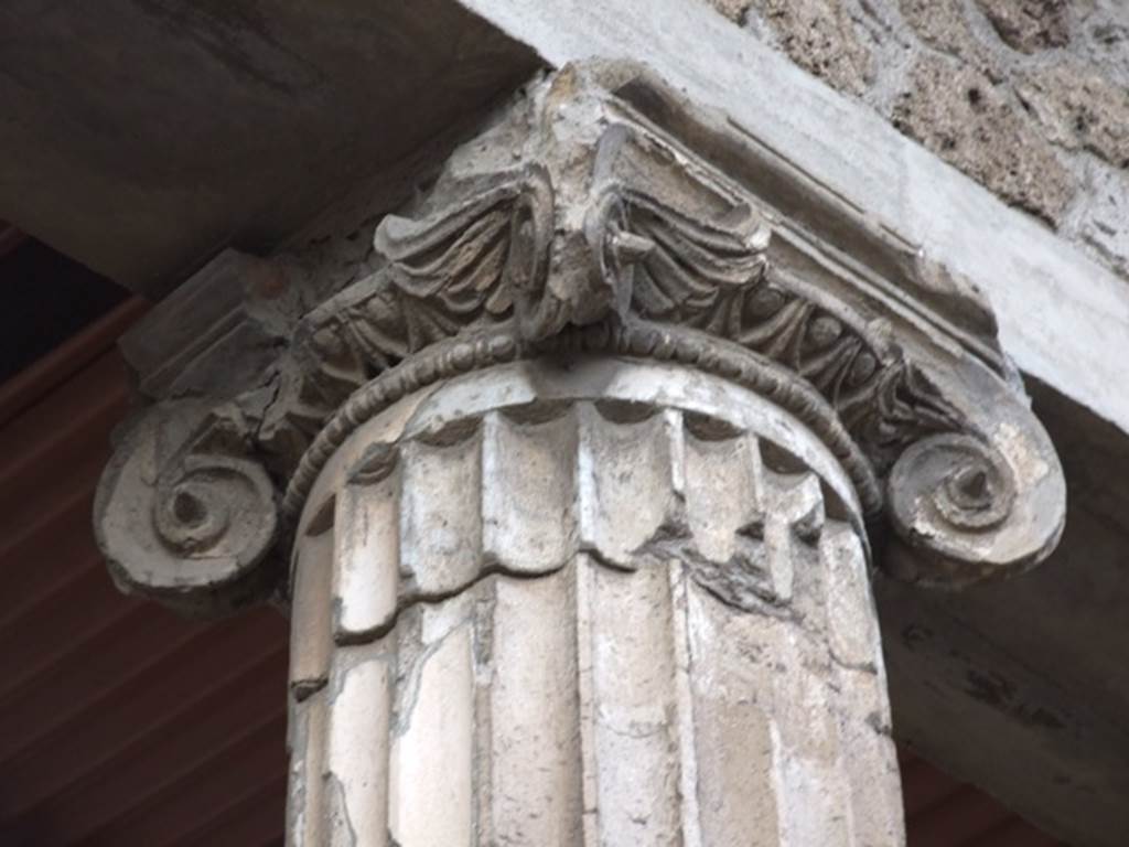 IX.1.20 Pompeii.  December 2007.  Room 2 West Side.  Capital on Ionic column.
