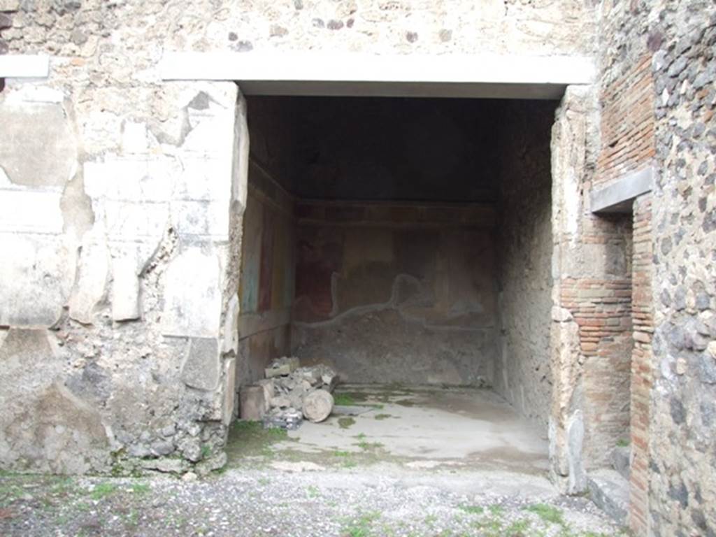 IX.1.22 House of M. Epidi Sabini. December 2007. Room 25. Room in north east corner of peristyle.