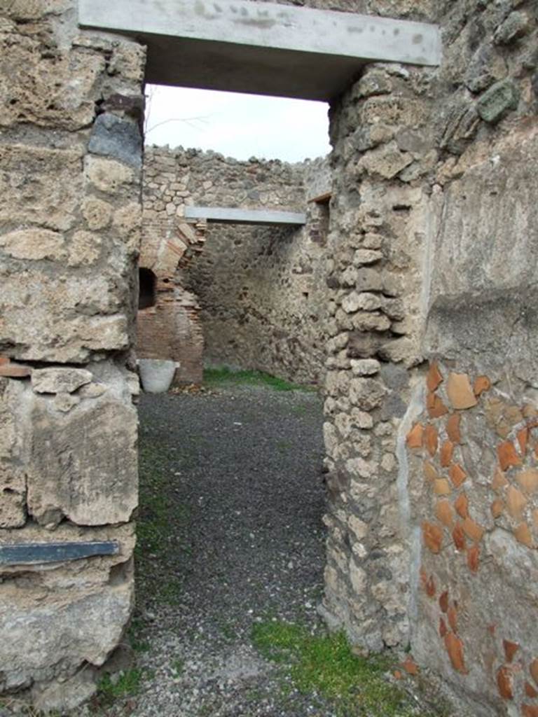 IX.1.22 House of M. Epidi Sabini. December 2007. Room 27 looking into Room 29. Private bakery area.